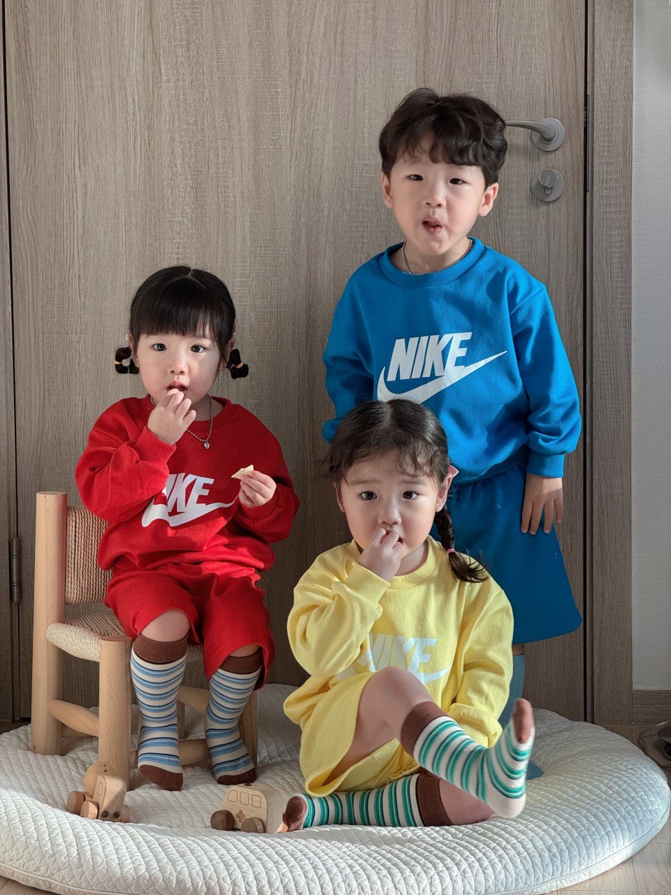 아잇 비비드 나염 맨투맨+반바지 10