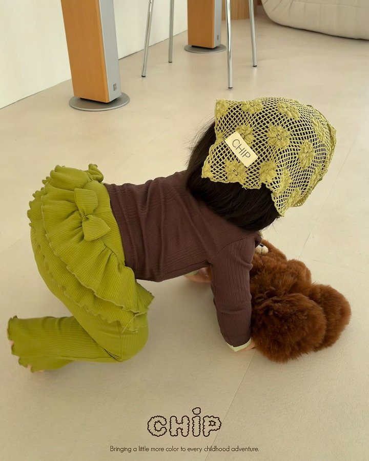 리본부츠컷 25