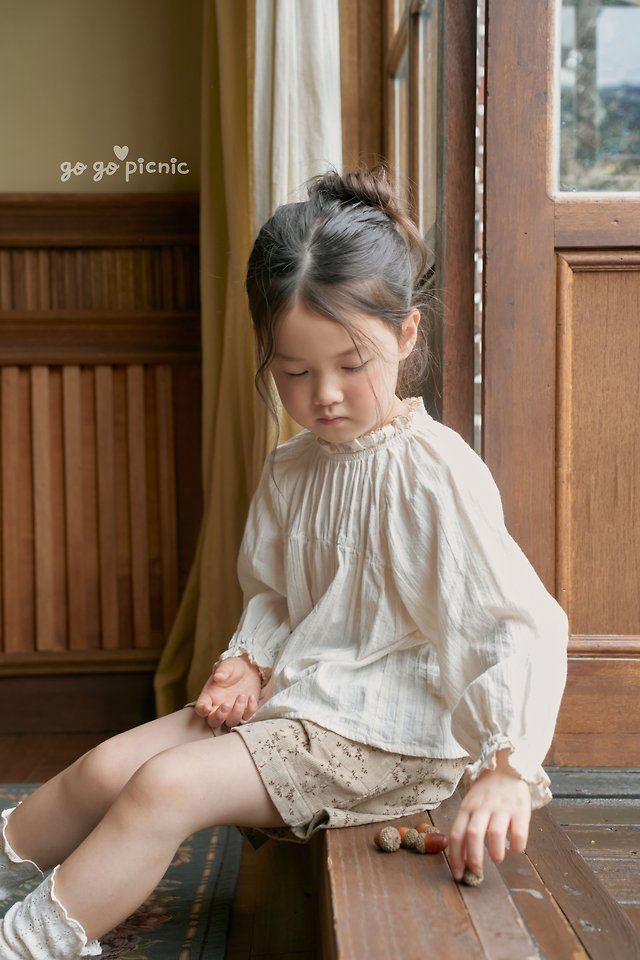 레나블라우스 16