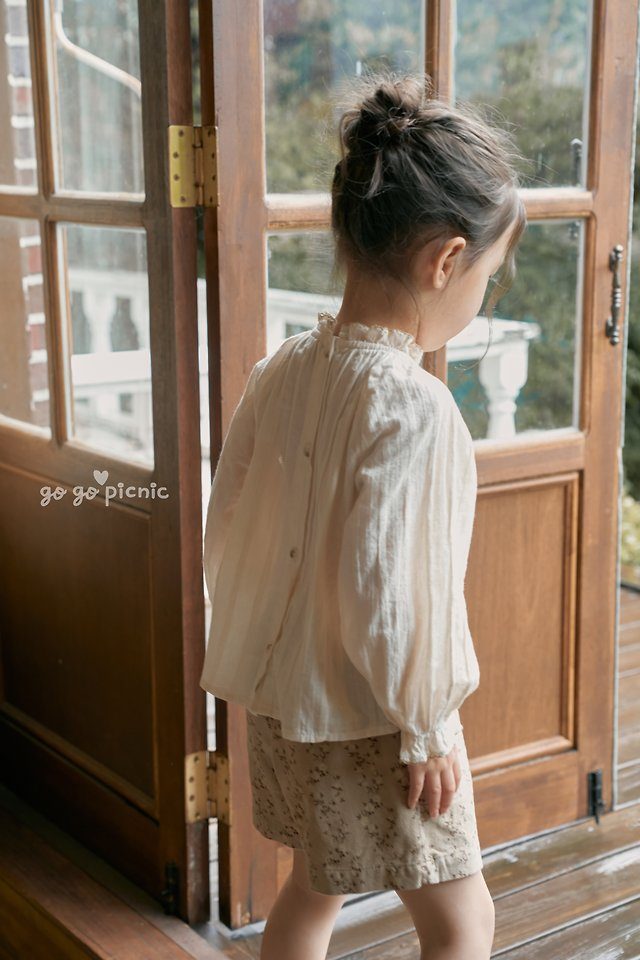 레나블라우스 17