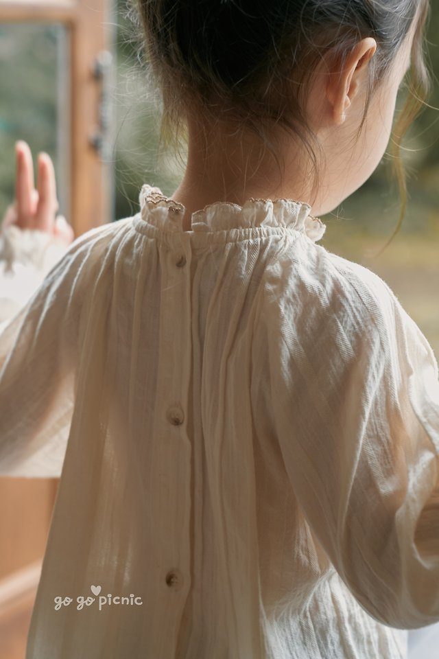 레나블라우스 19