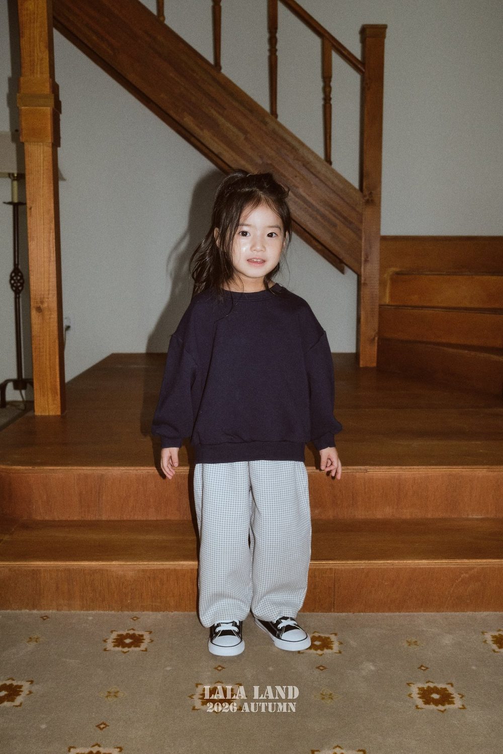 둥글절개맨투맨 30
