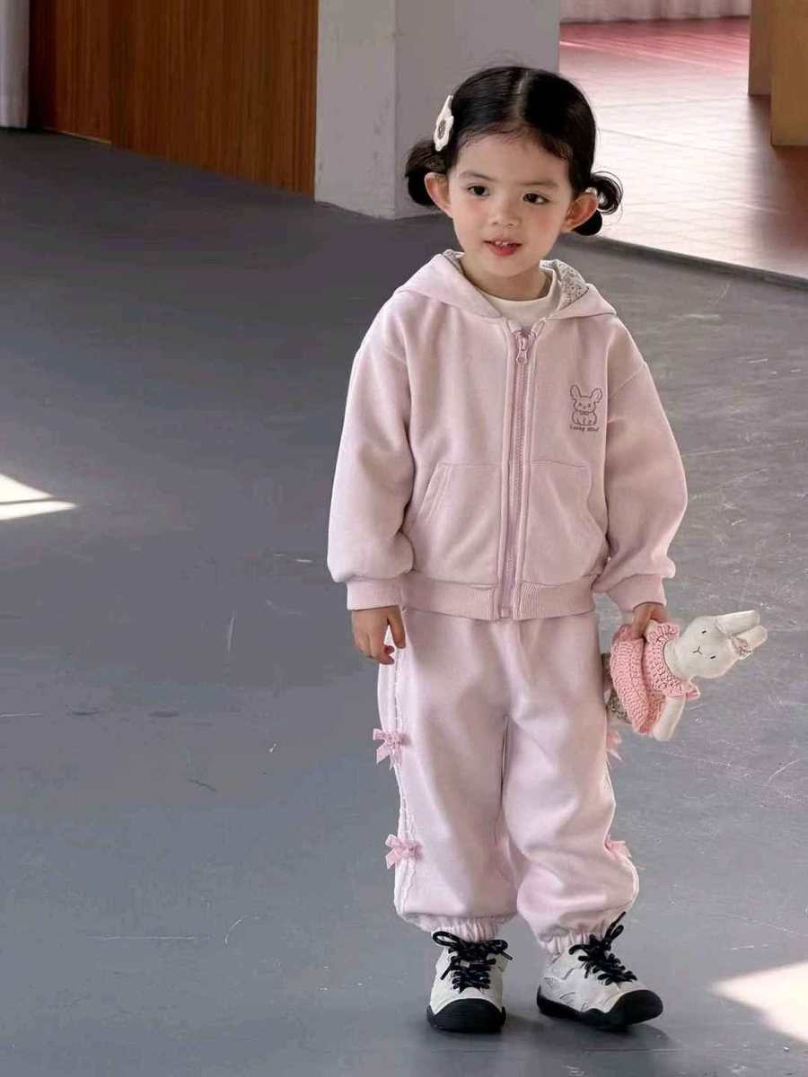 토끼후드셋업 11
