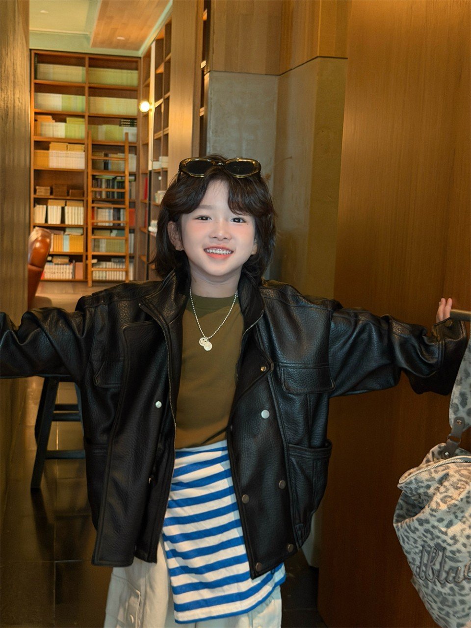 멋쟁이 레더 자켓 8
