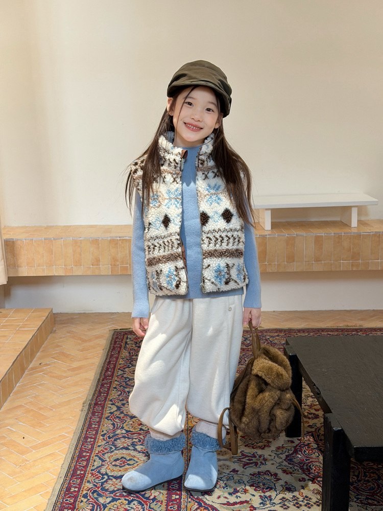 눈꽃자가드양털조끼 6