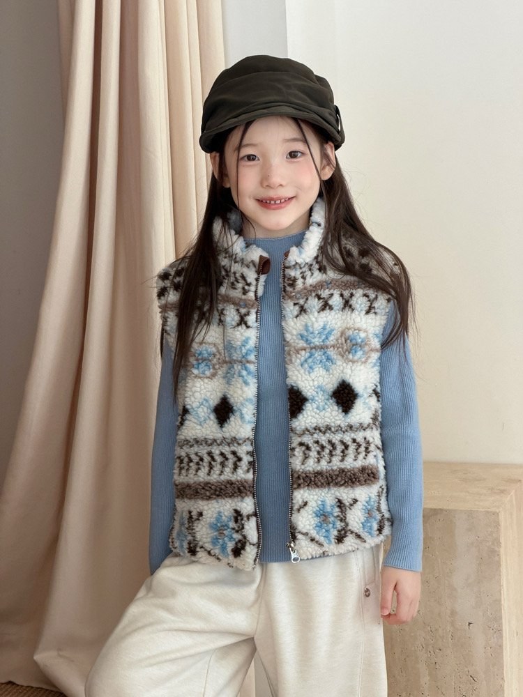 눈꽃자가드양털조끼 8