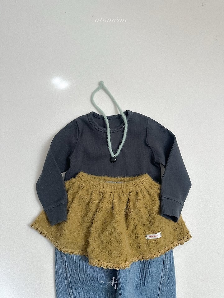 크림티셔츠 18