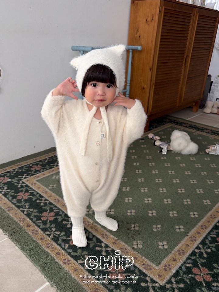 꼬마냥이슈트